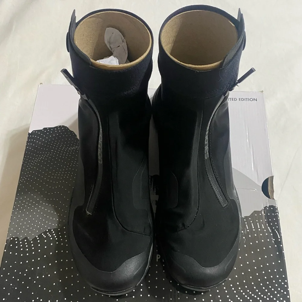 Comme Des Garçon x Salomon Logo Print High Top Sneakers - Picture 7 of 11